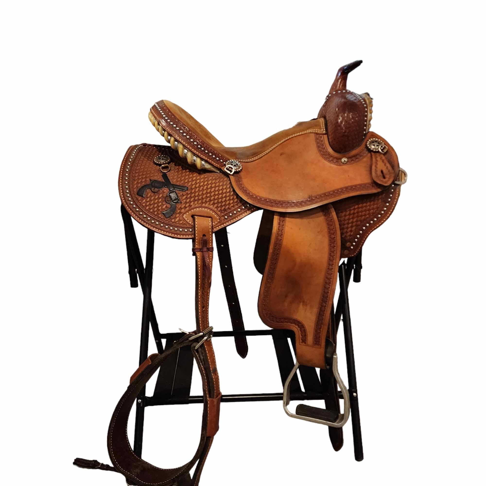 16.5 Used Rocking R Roping Saddle - A Bit of Tack